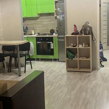 Продается 1-комнатная квартира, 40 м²