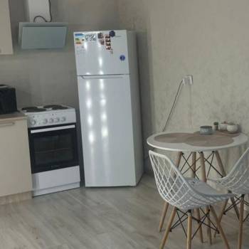 Продается 1-комнатная квартира, 37 м²