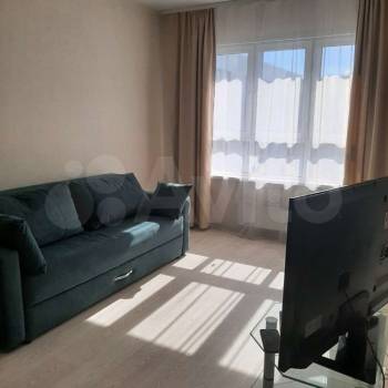 Сдается 1-комнатная квартира, 38 м²