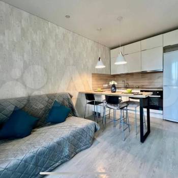 Продается 1-комнатная квартира, 40 м²