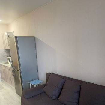 Продается 1-комнатная квартира, 28,3 м²