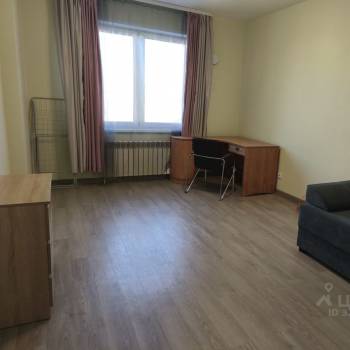 Сдается 1-комнатная квартира, 38 м²