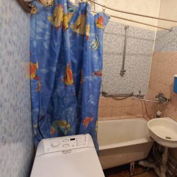 Продается 1-комнатная квартира, 32 м²