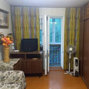 Продается 1-комнатная квартира, 32 м²