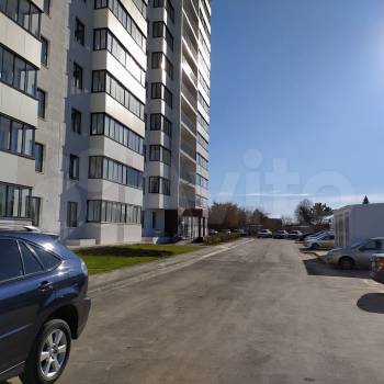 Продается 1-комнатная квартира, 35 м²