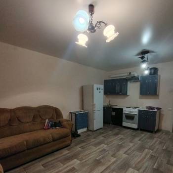 Продается 1-комнатная квартира, 32 м²