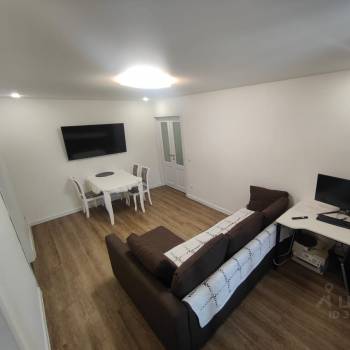 Продается Многокомнатная квартира, 62 м²