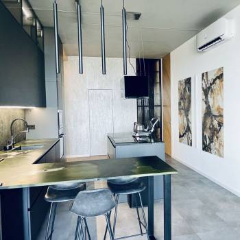 Продается 3-х комнатная квартира, 103 м²