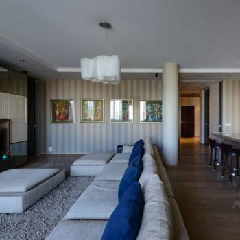 Продается 3-х комнатная квартира, 137 м²