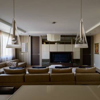 Продается 3-х комнатная квартира, 137 м²