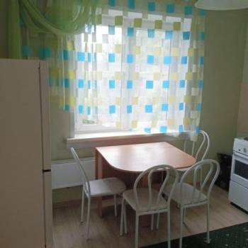 Сдается 1-комнатная квартира, 39 м²