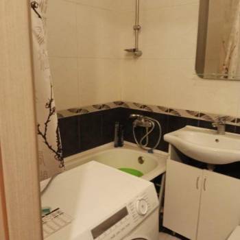 Сдается 1-комнатная квартира, 39 м²