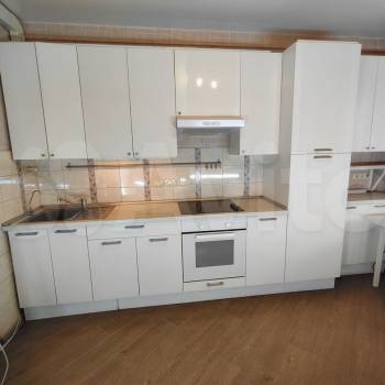 Продается 1-комнатная квартира, 46,7 м²