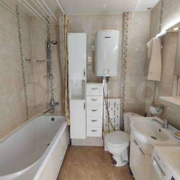 Продается 1-комнатная квартира, 46,7 м²