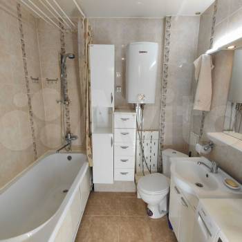 Продается 1-комнатная квартира, 46,7 м²