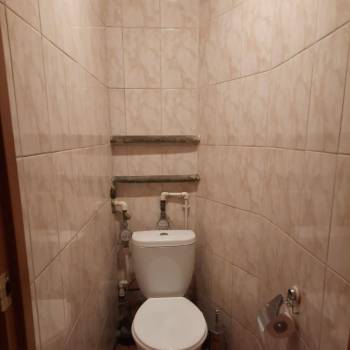 Продается Многокомнатная квартира, 70,6 м²