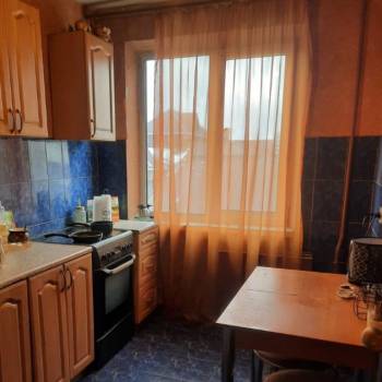 Продается Многокомнатная квартира, 70,6 м²