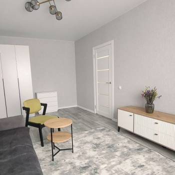 Сдается 1-комнатная квартира, 40,7 м²