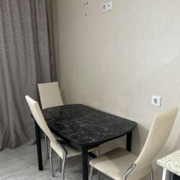 Сдается 1-комнатная квартира, 46,6 м²