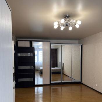 Сдается 1-комнатная квартира, 46,6 м²