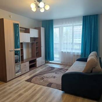Сдается 1-комнатная квартира, 40 м²