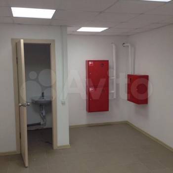 Сдается Нежилое помещение, 70 м²