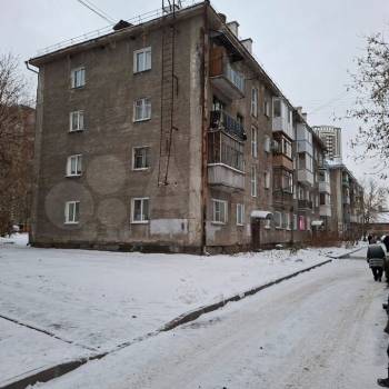 Продается 2-х комнатная квартира, 42 м²