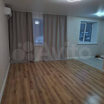 Продается 2-х комнатная квартира, 42 м²