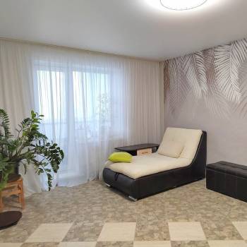 Сдается 1-комнатная квартира, 49,6 м²