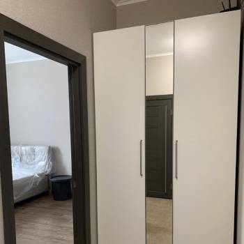 Сдается 1-комнатная квартира, 42 м²