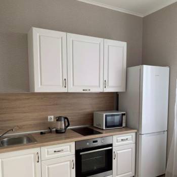 Сдается 1-комнатная квартира, 42 м²