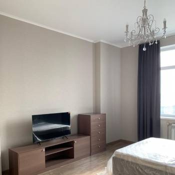 Сдается 1-комнатная квартира, 42 м²