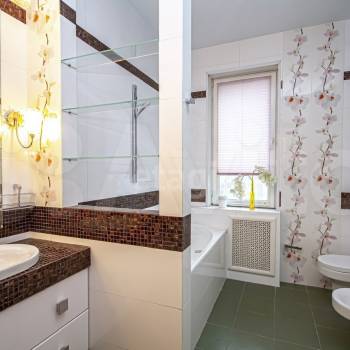 Продается 2-х комнатная квартира, 84,3 м²