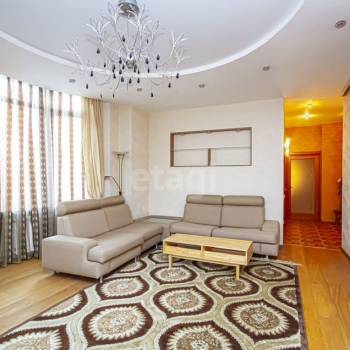 Продается 2-х комнатная квартира, 84,3 м²