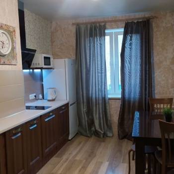 Сдается 2-х комнатная квартира, 63 м²