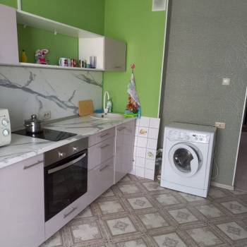 Сдается 1-комнатная квартира, 40 м²