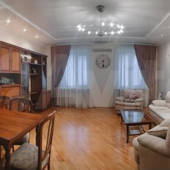 Продается Многокомнатная квартира, 135 м²