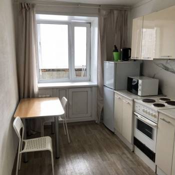 Продается 1-комнатная квартира, 35 м²