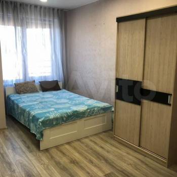 Сдается 1-комнатная квартира, 35 м²