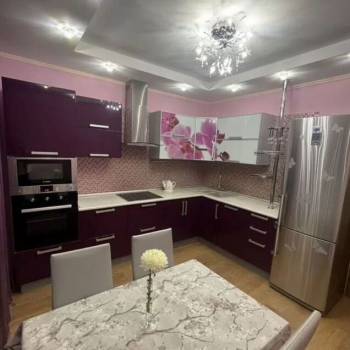 Сдается Многокомнатная квартира, 75 м²