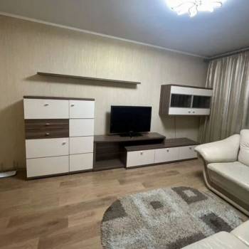 Сдается Многокомнатная квартира, 75 м²