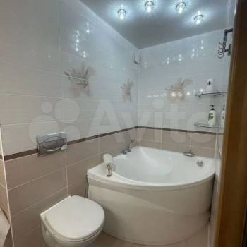 Сдается Многокомнатная квартира, 75 м²