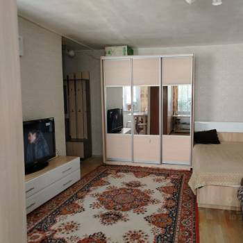 Продается 2-х комнатная квартира, 42 м²