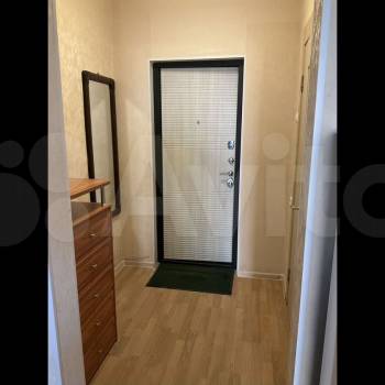 Сдается 1-комнатная квартира, 38 м²