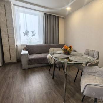 Продается 2-х комнатная квартира, 77,3 м²