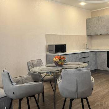 Продается 2-х комнатная квартира, 77,3 м²