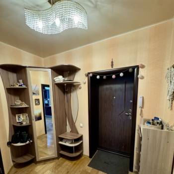 Продается 1-комнатная квартира, 40 м²