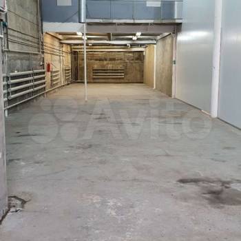 Сдается Нежилое помещение, 200 м²