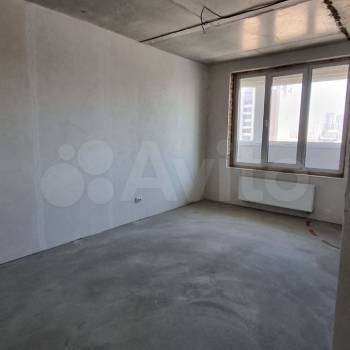 Продается 1-комнатная квартира, 37 м²