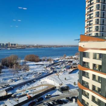 Продается 1-комнатная квартира, 37 м²